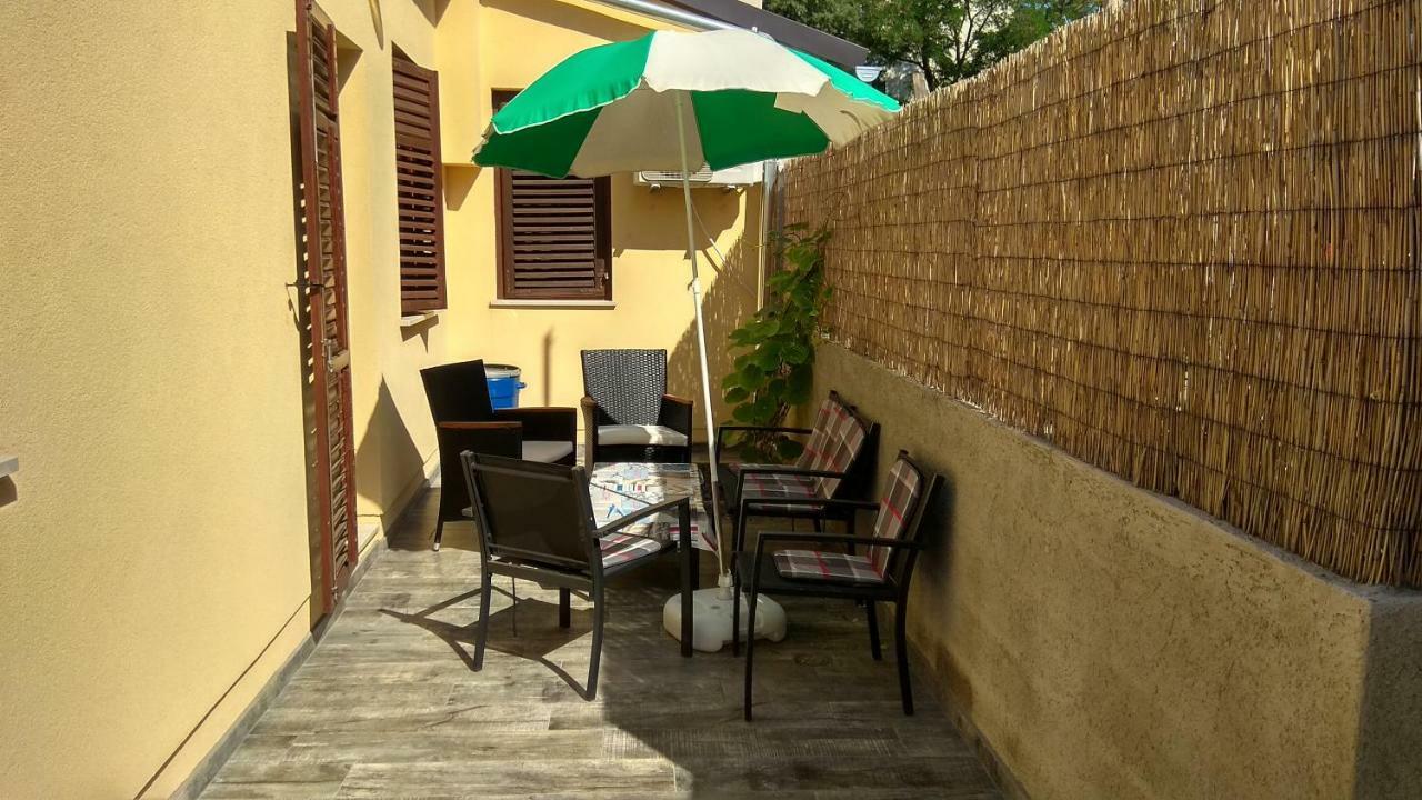 Lusyhouse Villa Pula Exterior photo